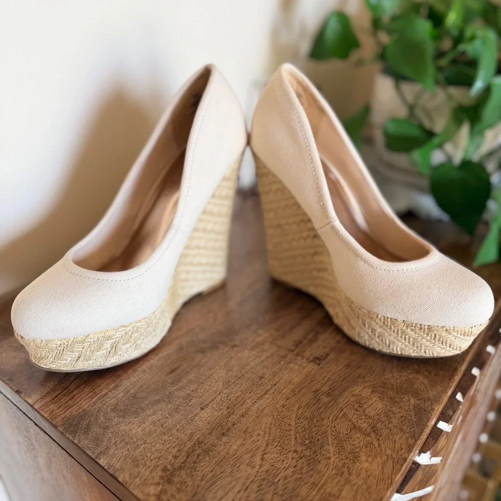 Madden Girl measurements heel